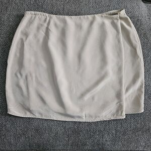 Cream Silk Mini Skirt Waist 30